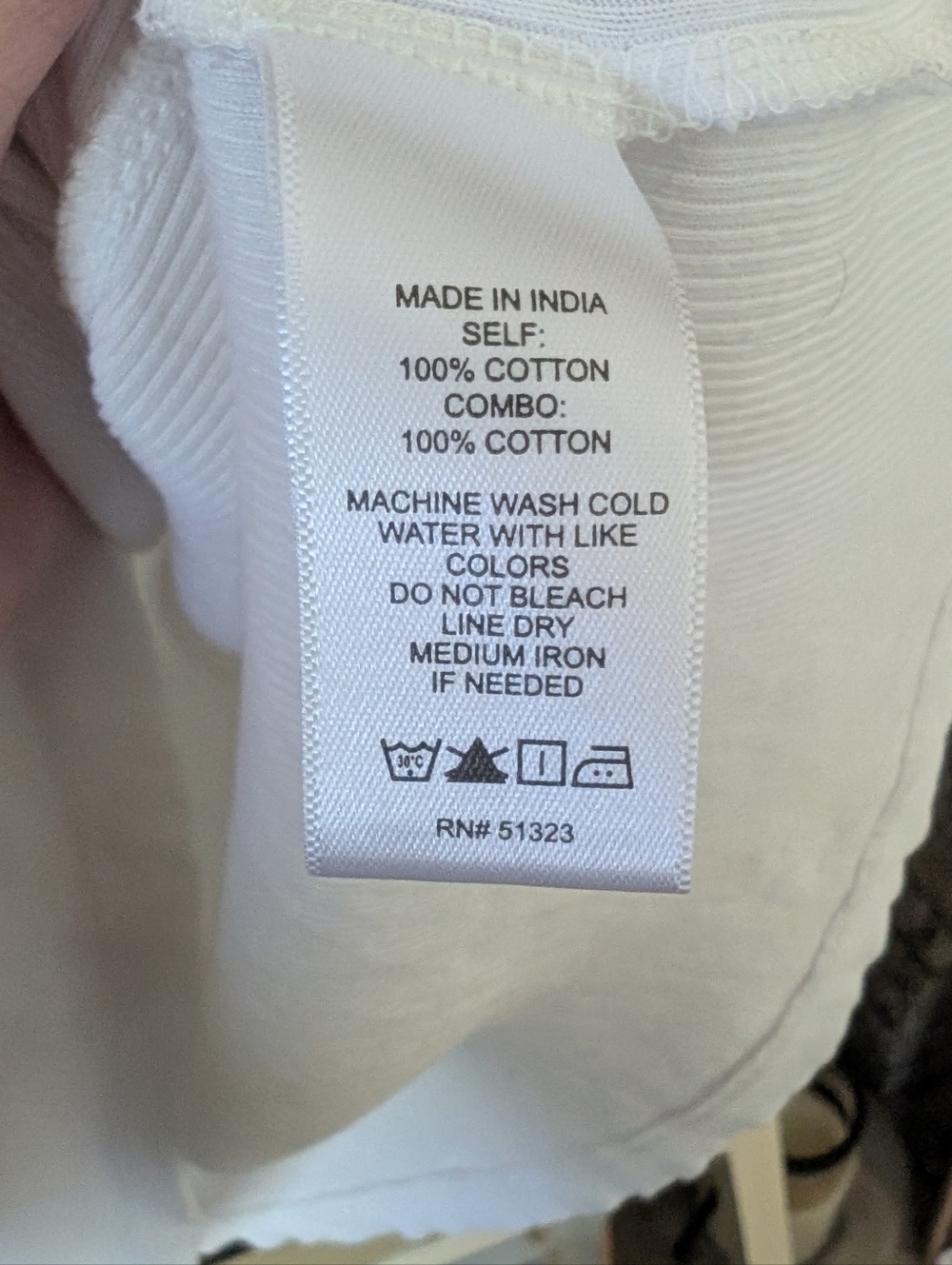 CeCe White Puff-Sleeve Short Sleeve Tee Size Medium - Picture 5 of 5
